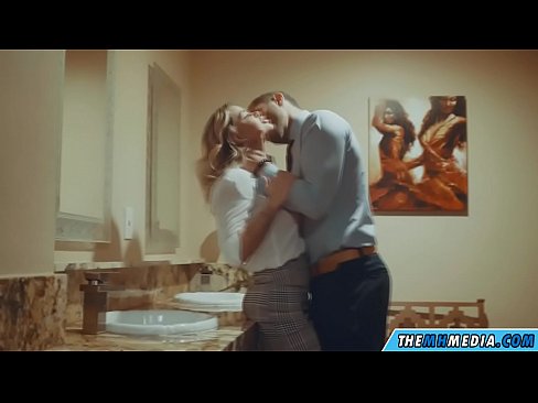 ❤️ Калі грудастая бландынка спакушае цябе ў грамадскім туалете ❌ Жорсткае порна на be.passiveincome1.ru ❌️